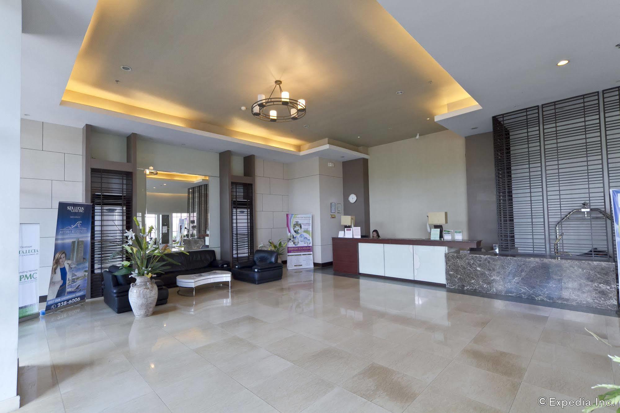 La Mirada Hotel Cebu Stadt Exterior foto